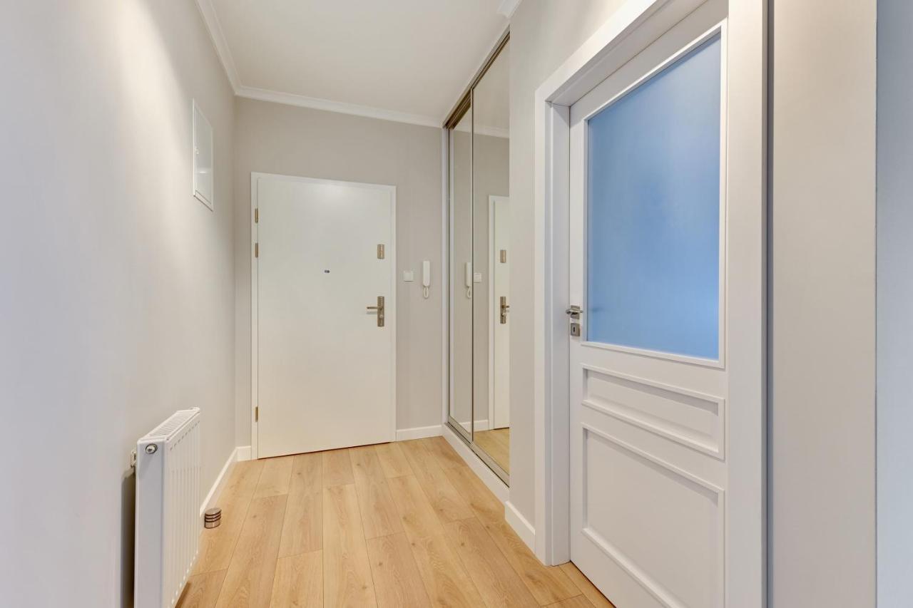 Downtown Apartments Sadova City Center & Parking 그단스크 외부 사진