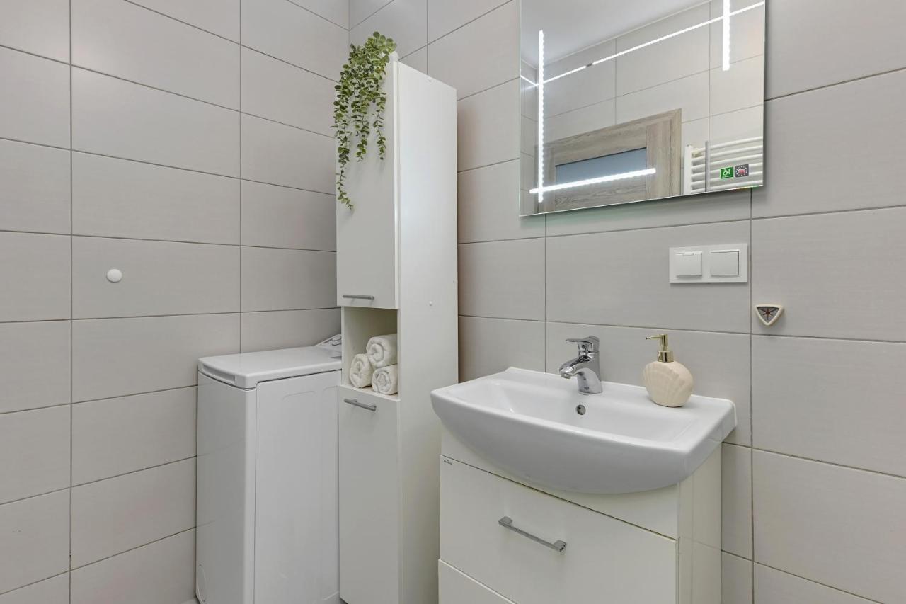 Downtown Apartments Sadova City Center & Parking 그단스크 외부 사진